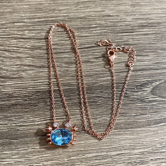 Swarovski Element Crab Pendant Necklace 18KGP NEW - Picture 6 of 8